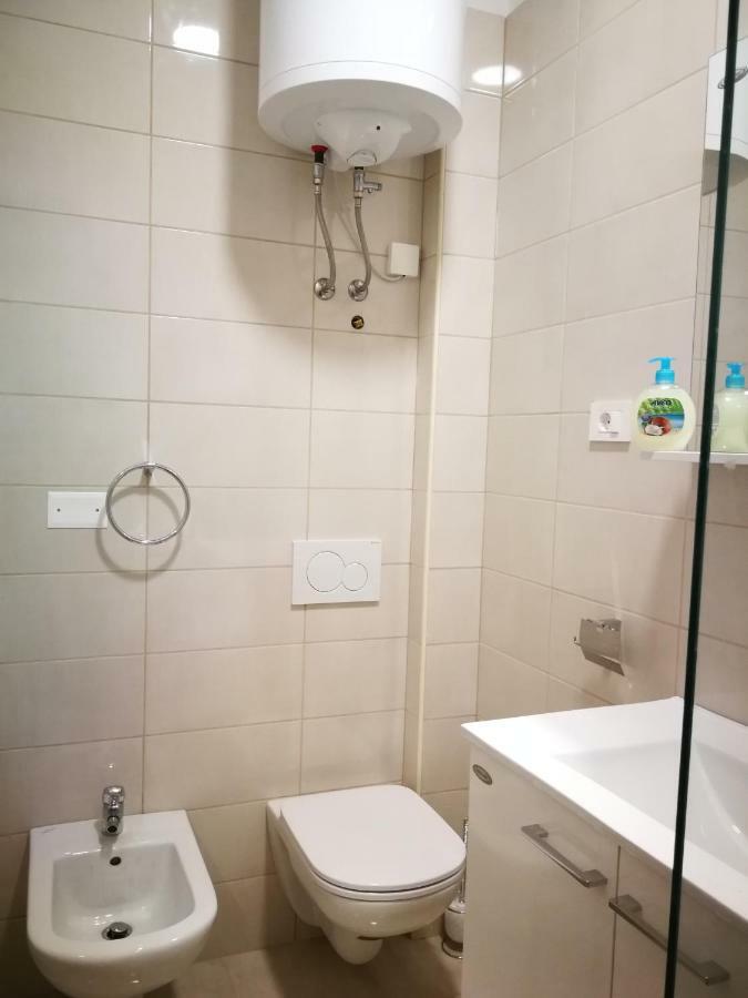 Appartma Katja Gabrovica pri Crnem Kalu Exterior photo